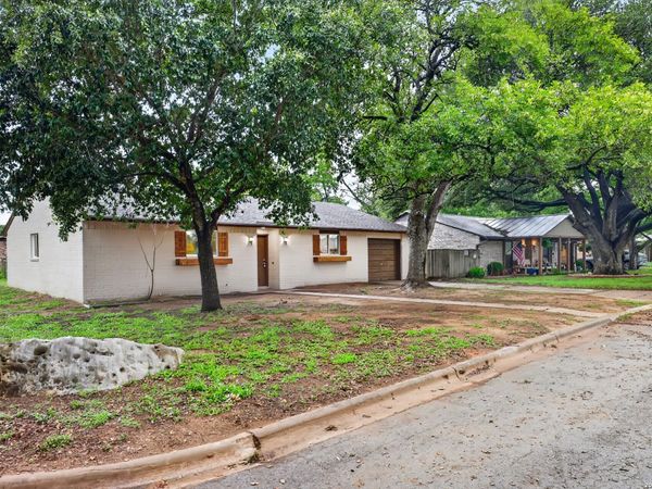 203 HAVERLAH RD, Pleasanton, TX 78064