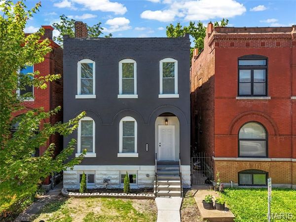 4452 Gibson Avenue , St Louis, MO 63110