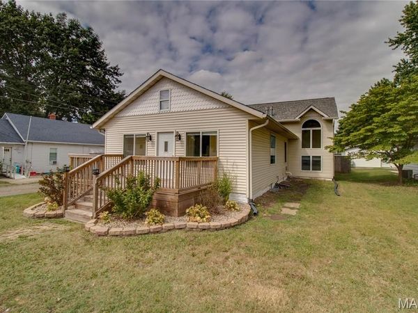 409 E Teak Street , Thayer, IL 62689