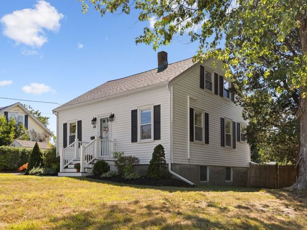 29 Beal St, Rockland, MA 02370