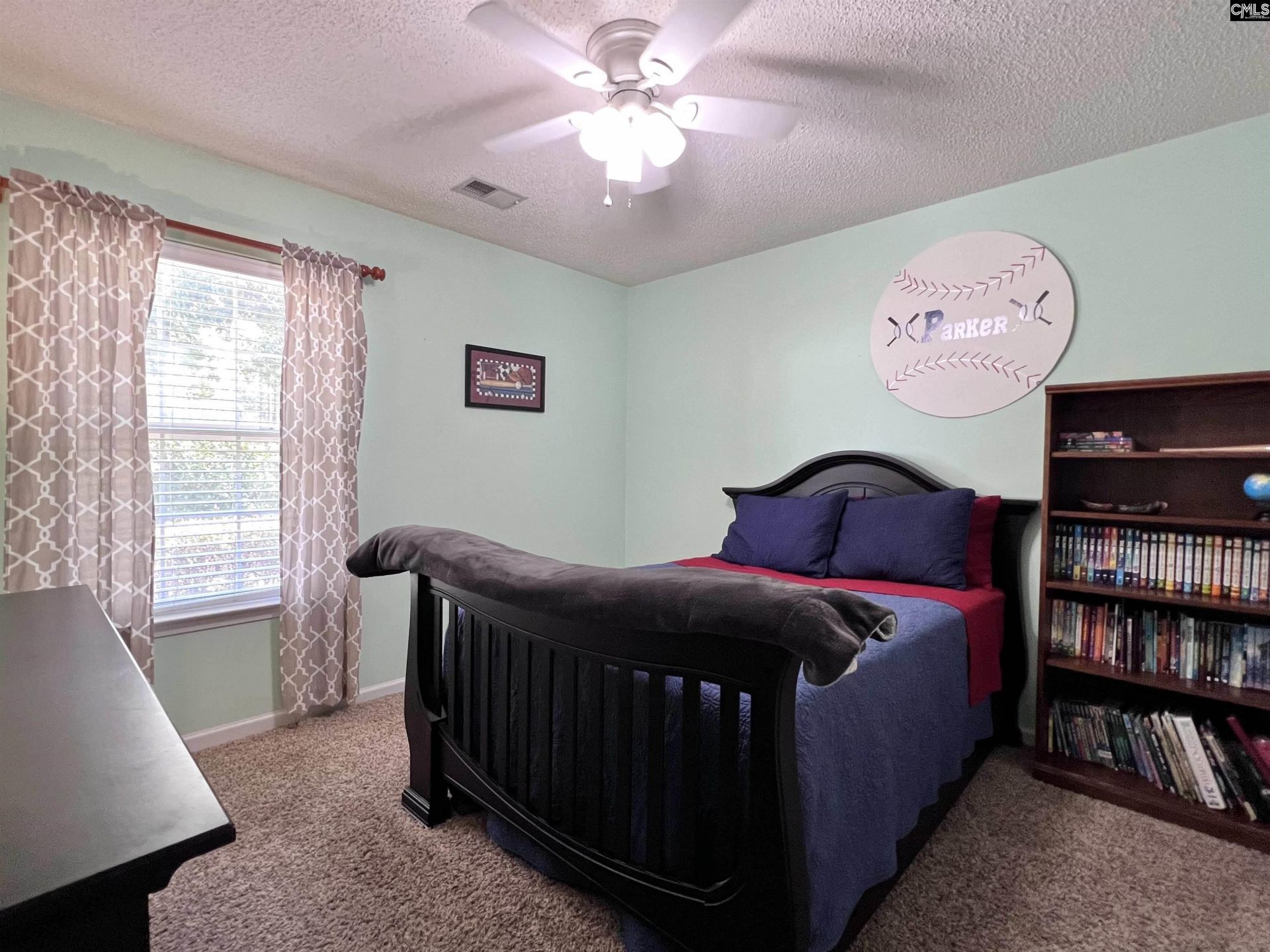 275 Siddington Way Photo 24
