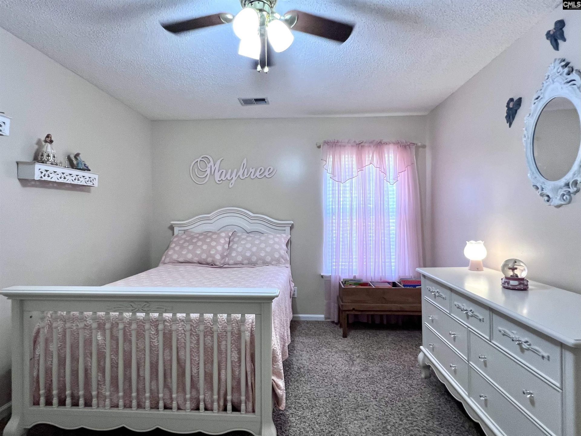 275 Siddington Way Photo 31