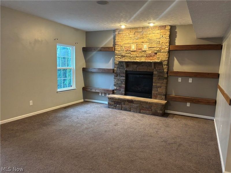 4489 Woodstone Avenue NW, Massillon, OH 44647 Photo 2