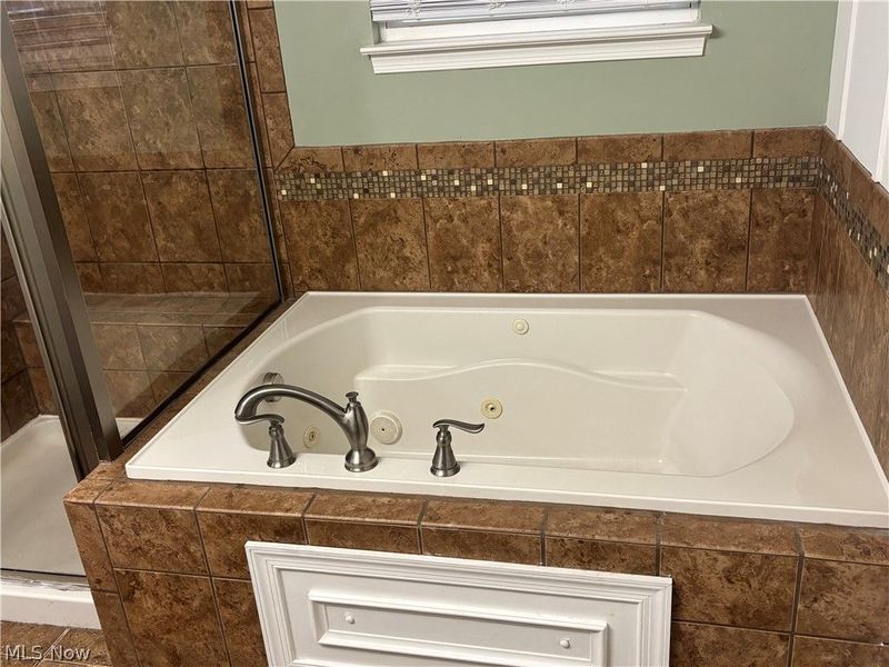 4489 Woodstone Avenue NW, Massillon, OH 44647 Photo 22