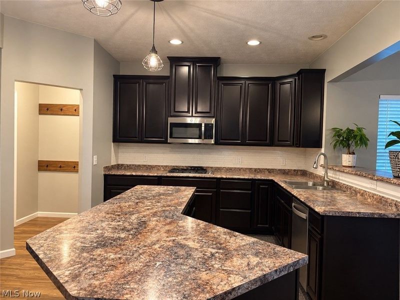 4489 Woodstone Avenue NW, Massillon, OH 44647 Photo 4