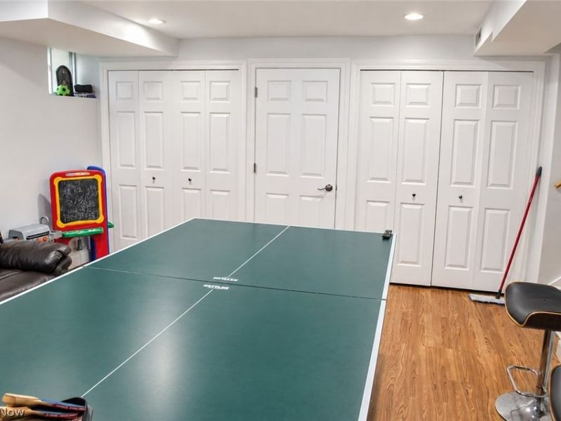 6254 Colebrook Road, Parma Heights, OH 44130 Photo 18