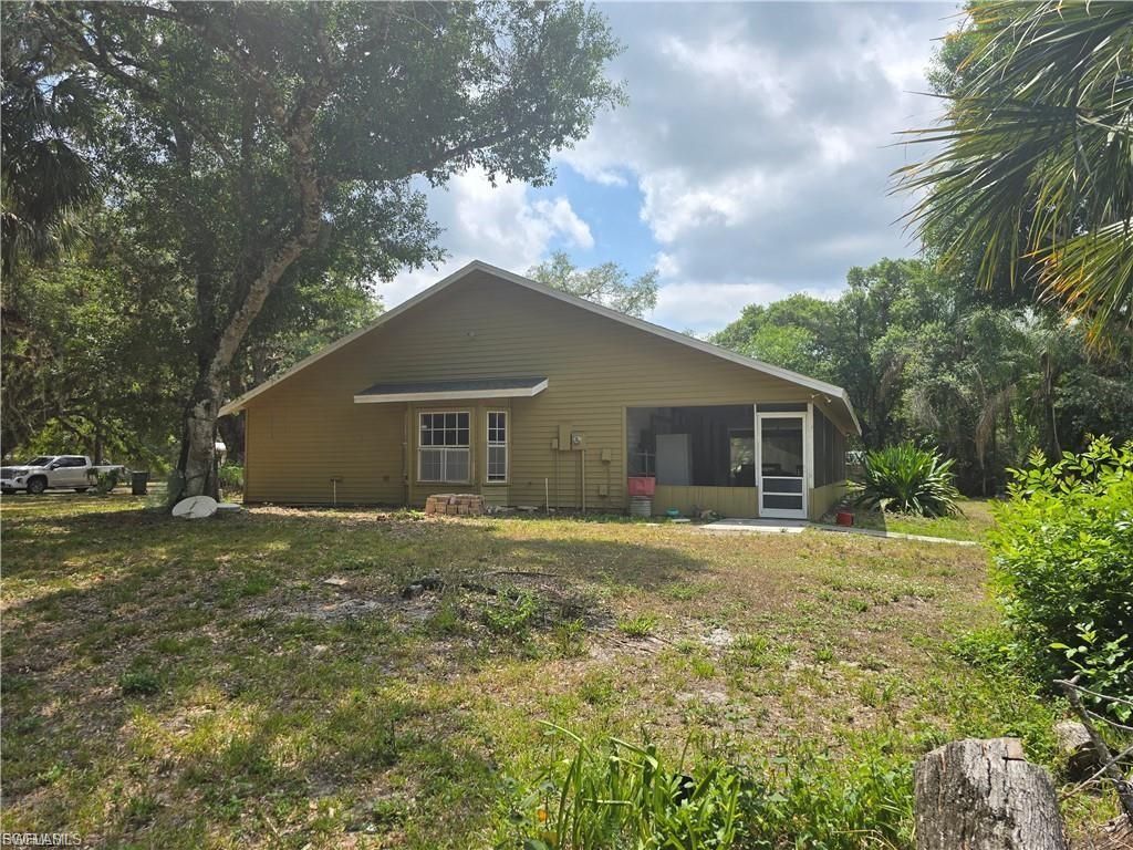 140 S Davis St , Labelle, FL 33935 Photo