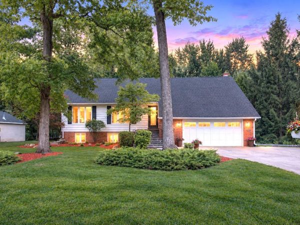 4788 Woodland Road, Jackson, MI 49203