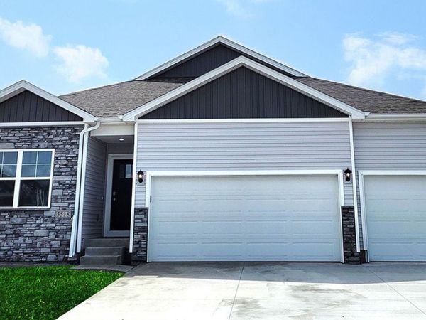 3360 Artesian Road , Marion, IA 52302