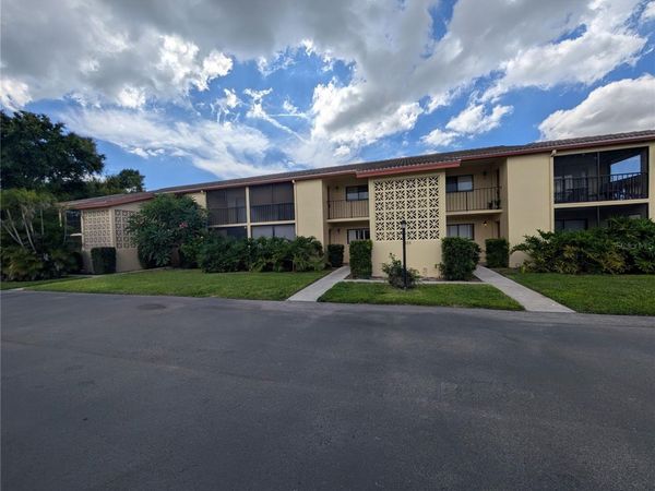 2515 BAYSHORE GARDENS PARKWAY , Unit 15, BRADENTON, FL 34207