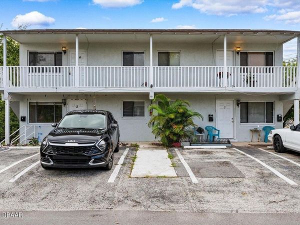 135 S HALIFAX AVENUE , Unit 6, DAYTONA BEACH, FL 32118