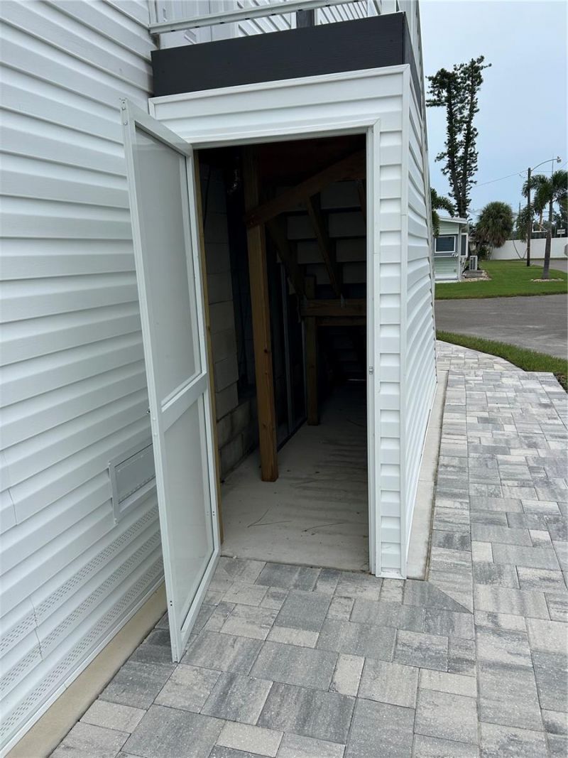 64 5th Street, Bradenton, FL 34210 Photo