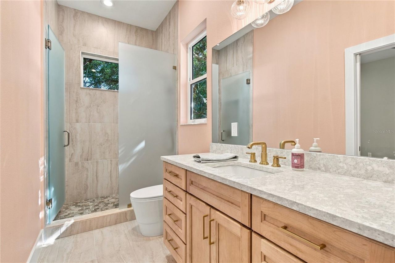 316 Indiana Avenue, Crystal Beach, FL 34681 Photo