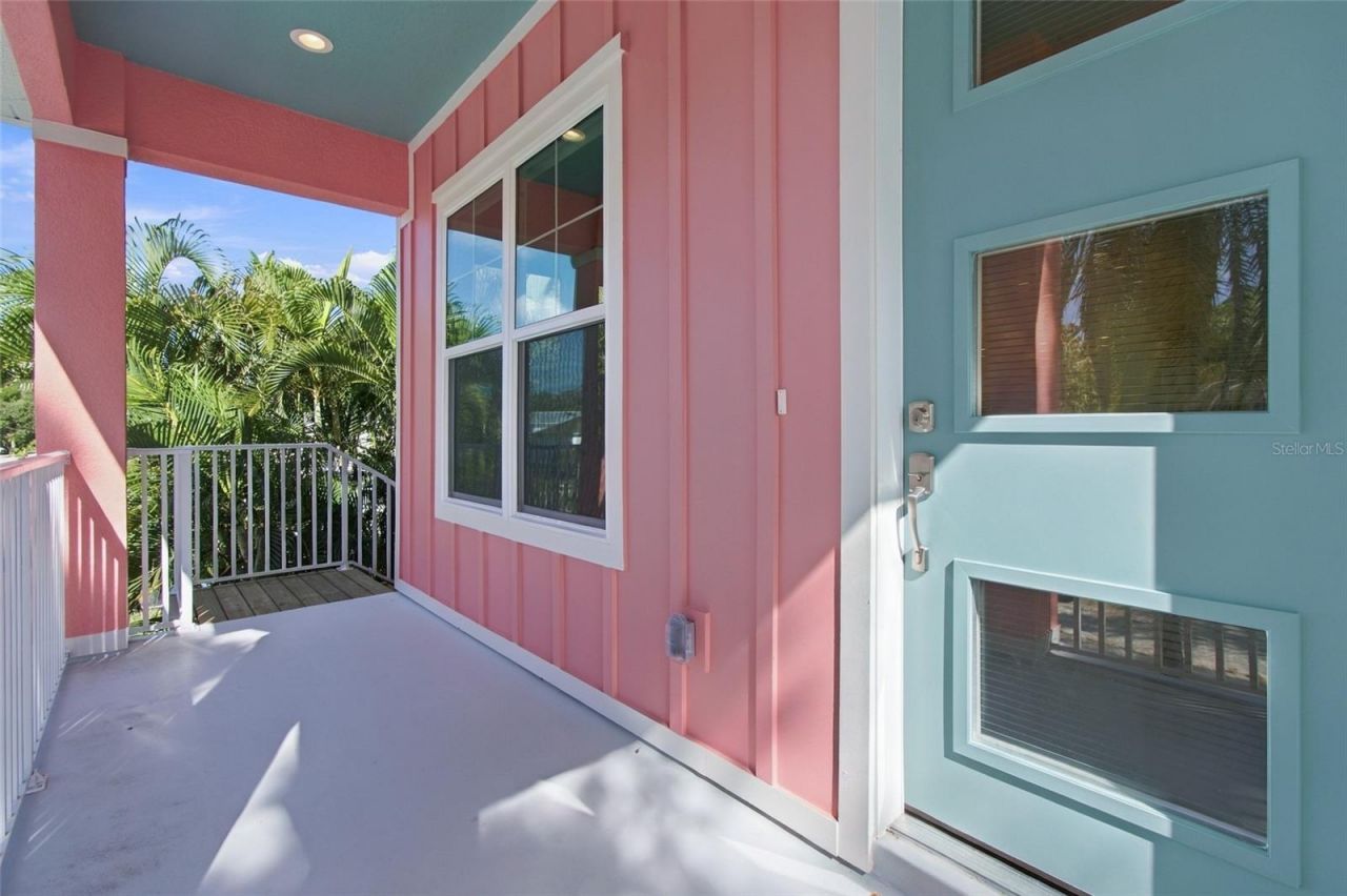 316 Indiana Avenue, Crystal Beach, FL 34681 Photo