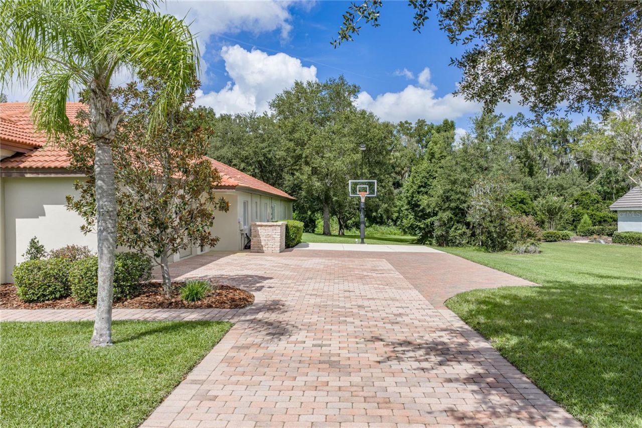 13353 Carnoustie Circle, Dade City, FL 33525 Photo
