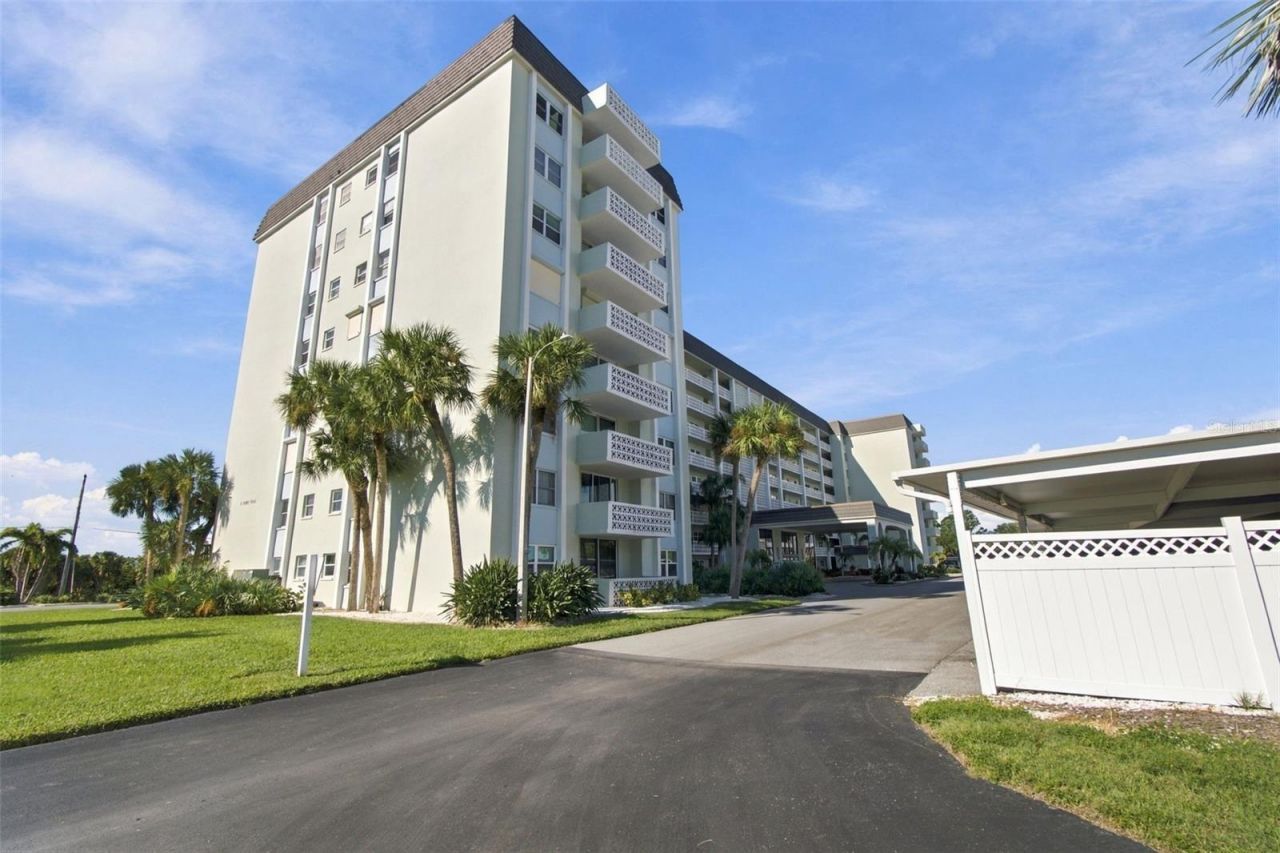 9 Forbes Place, Unit 412, Dunedin, FL 34698 Photo