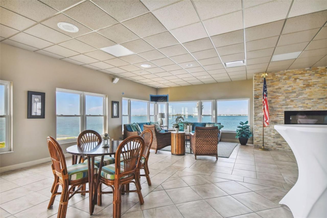 9 Forbes Place, Unit 412, Dunedin, FL 34698 Photo
