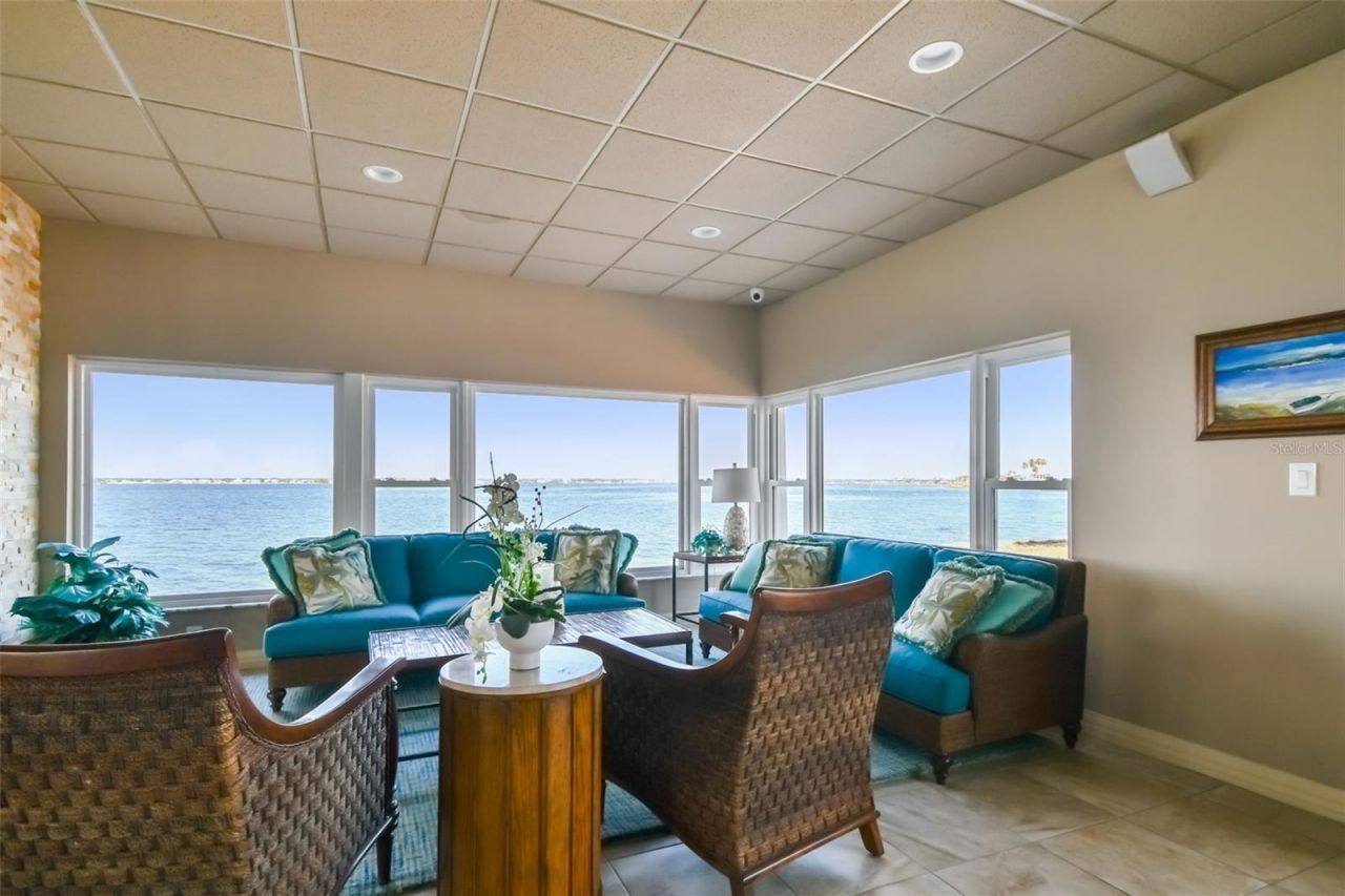 9 Forbes Place, Unit 412, Dunedin, FL 34698 Photo