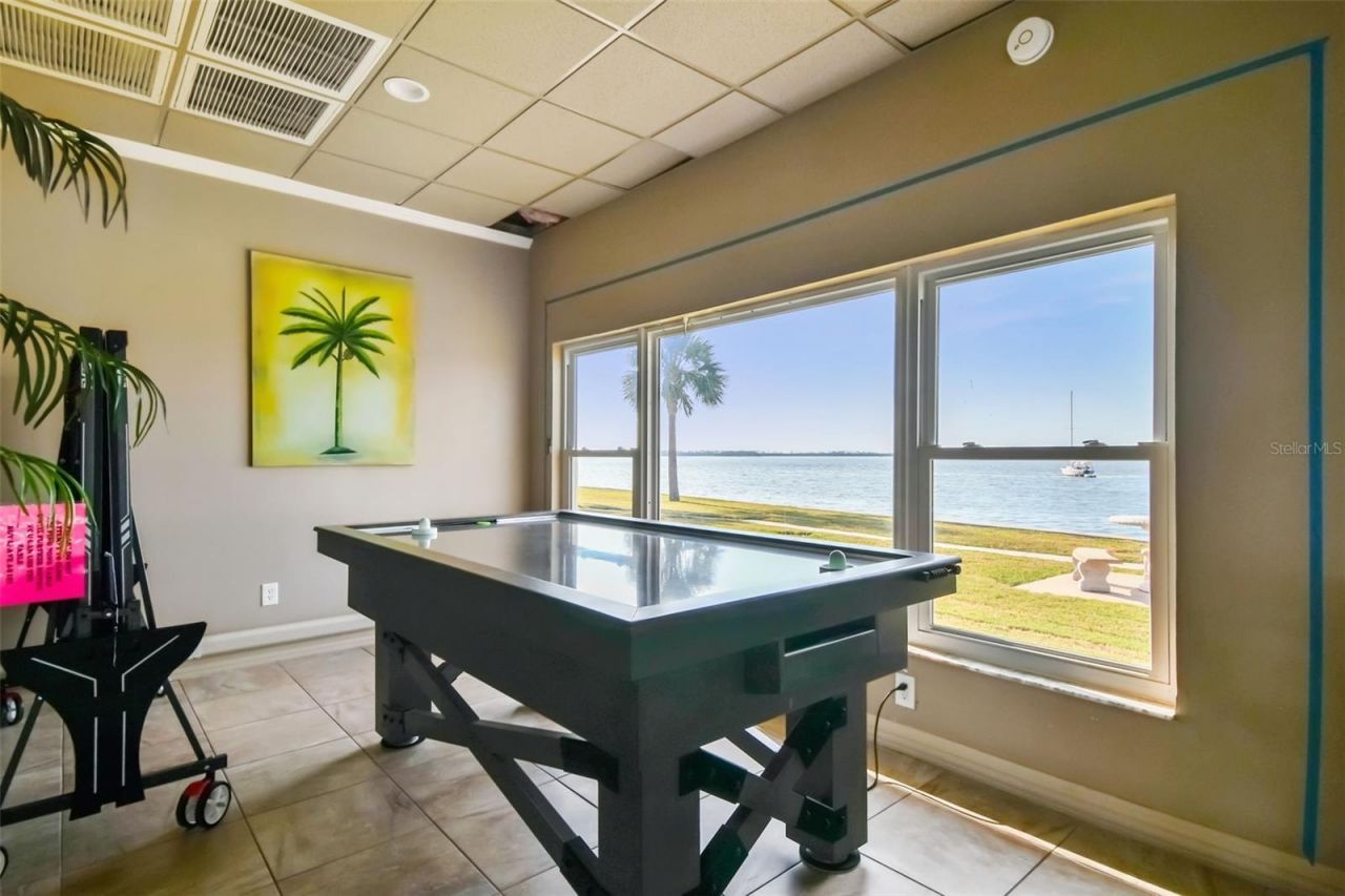 9 Forbes Place, Unit 412, Dunedin, FL 34698 Photo