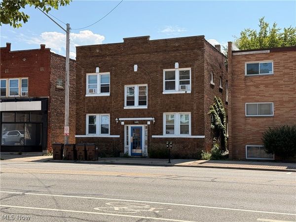 13389 Madison Avenue , Lakewood, OH 44107