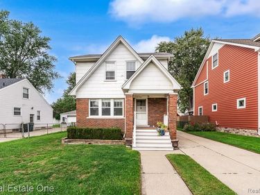3137 Royal Avenue, Berkley, Mi 48072