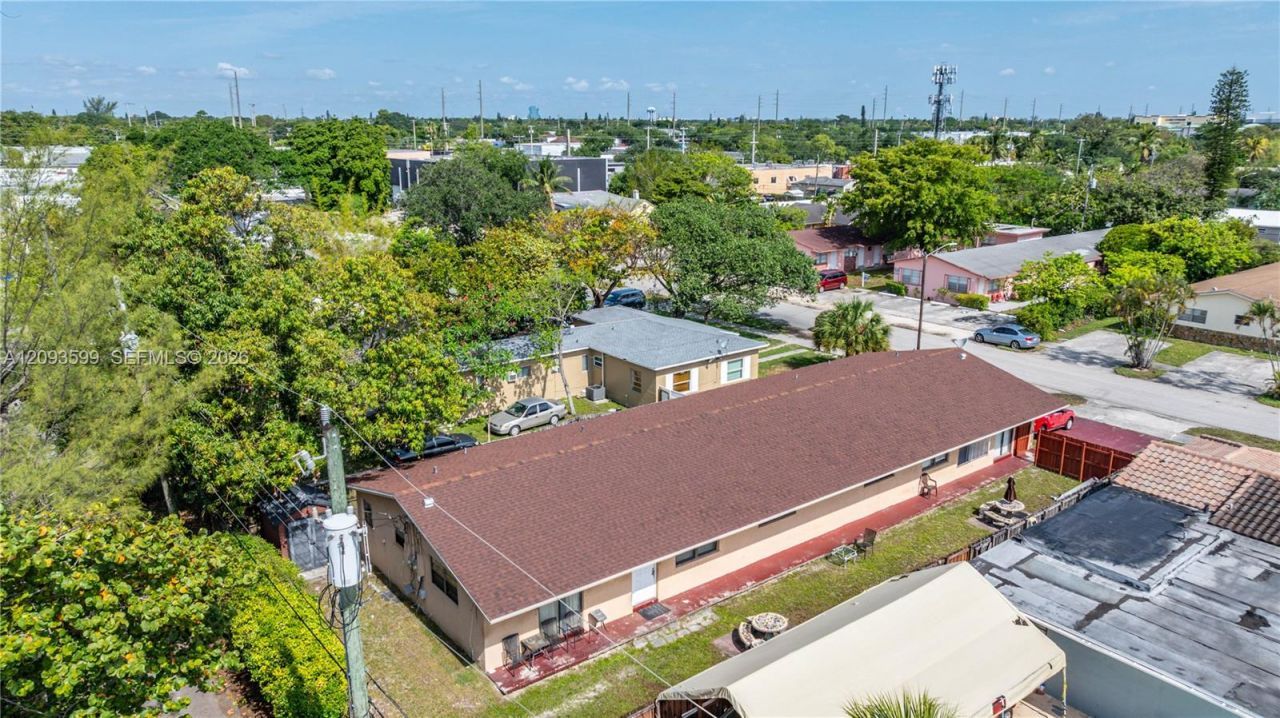 1916 - 1918 Grant Street , Hollywood, FL 33020 Photo