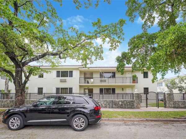 35 Antilla Ave , Unit 2, Coral Gables, FL 33134