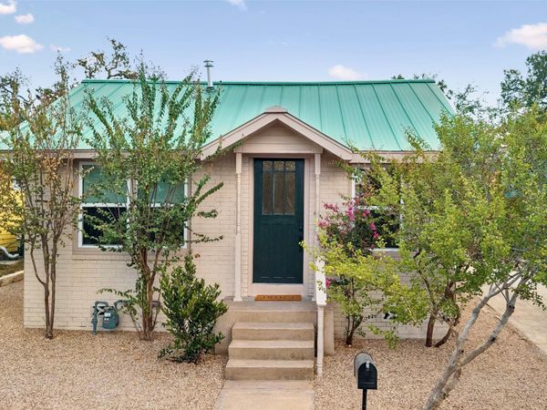 1613 W 10th ST, Austin, TX 78703