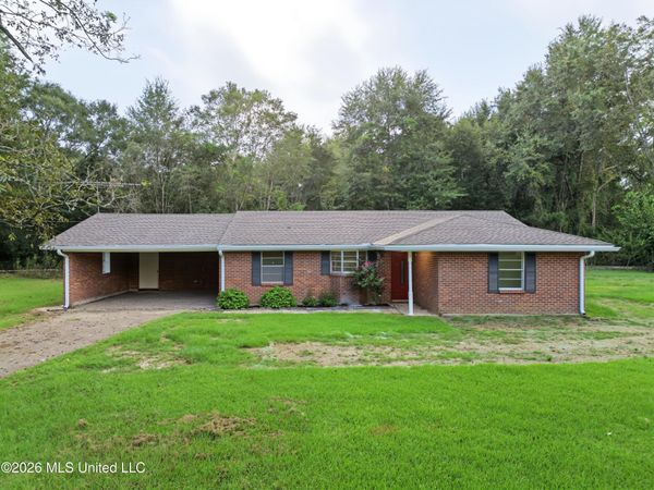 265 Old Highway 11, Lumberton, MS 39455