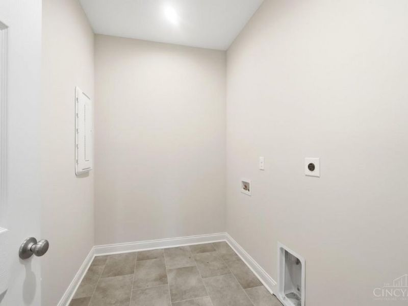 4982 Renaissance Park Drive, Middletown, OH 45005 Photo 34