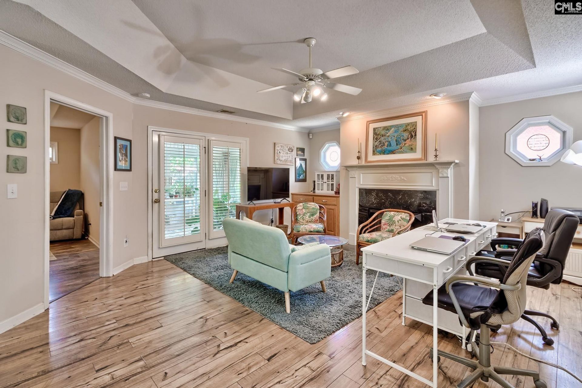 102 Sebring Drive Photo 6