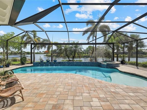 6460 Pembroke WAY , NAPLES, FL 34113
