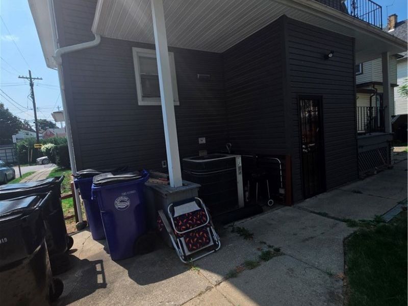 3204 Altoona Road, Cleveland, OH 44109 Photo 6