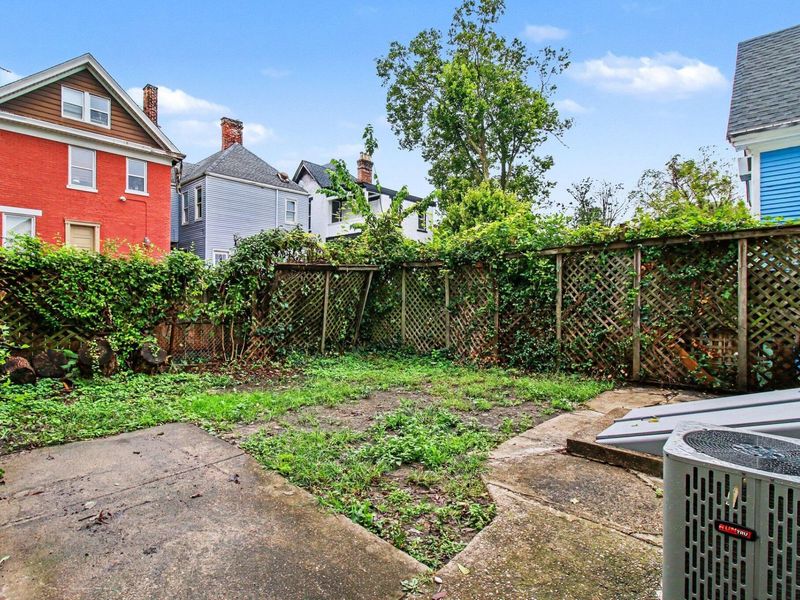 2033 Mackoy Street, Covington, KY 41014 Photo 4