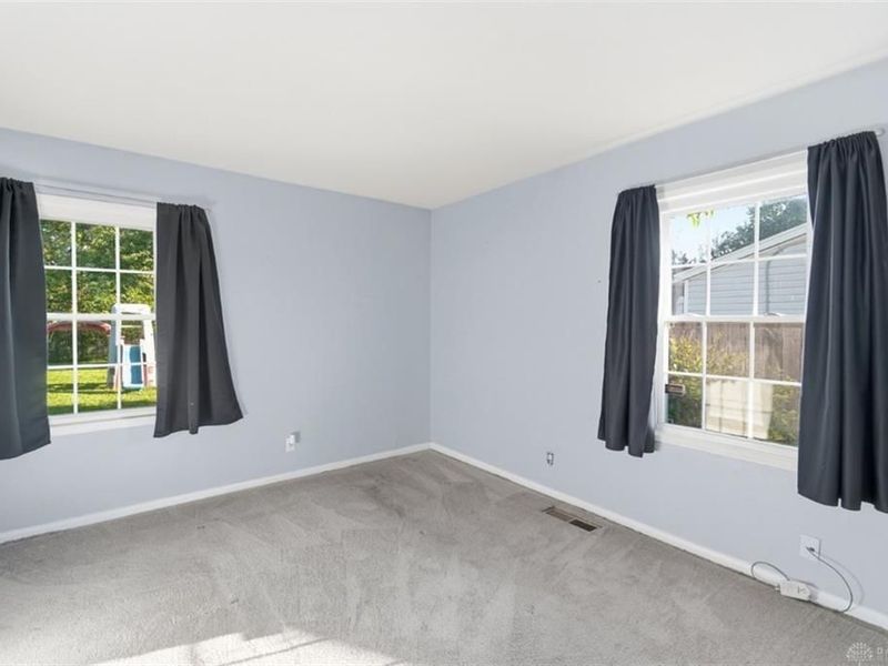 1062 Garnoa Drive, Springfield Township, OH 45231 Photo 17