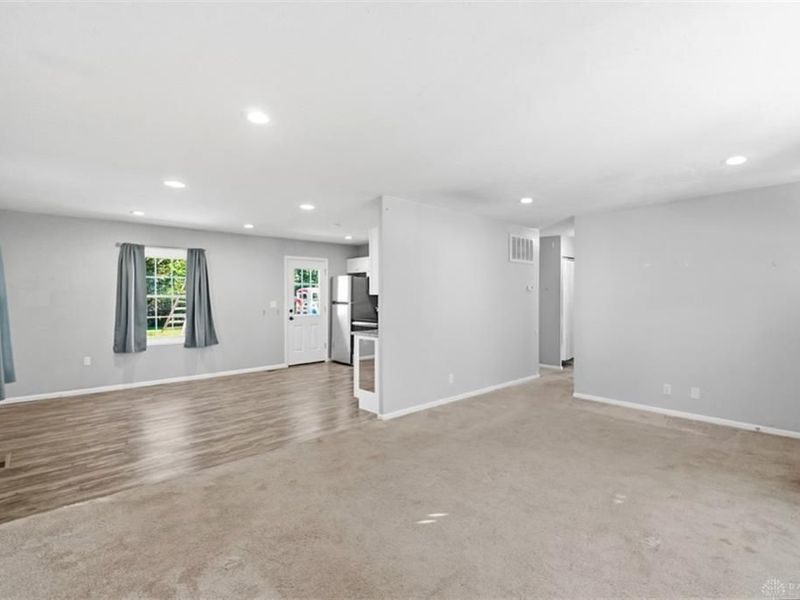 1062 Garnoa Drive, Springfield Township, OH 45231 Photo 9