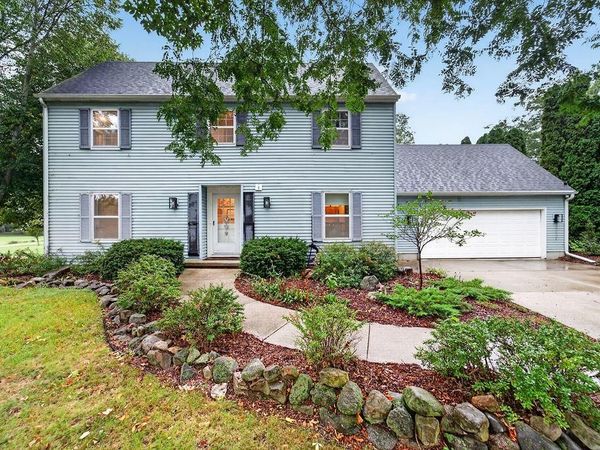 1001 W Blackhawk DRIVE, Fort Atkinson, WI 53538