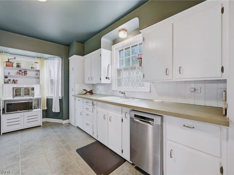 4026 Euclid Boulevard, Youngstown, OH 44512 Photo 2