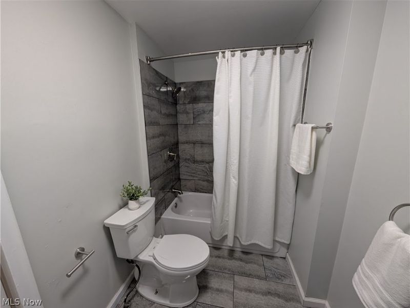 3125 W 70th Street, Cleveland, OH 44102 Photo 21