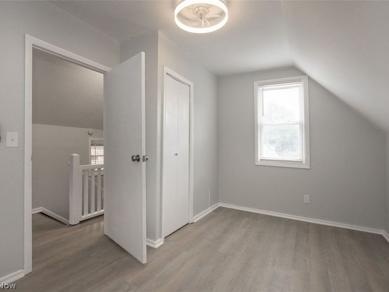 3125 W 70th Street, Cleveland, OH 44102 Photo 24