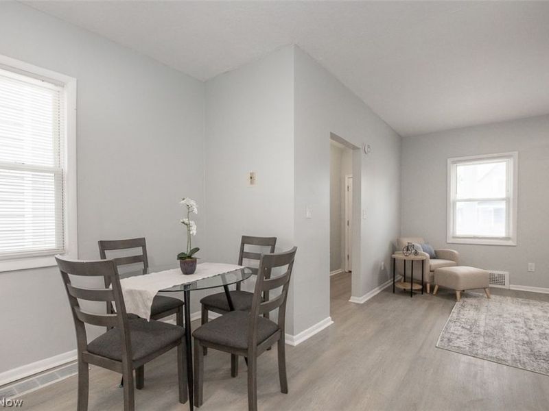 3125 W 70th Street, Cleveland, OH 44102 Photo 9