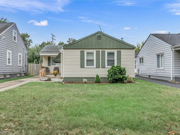 18813 Parkmount , Cleveland, OH 44135
