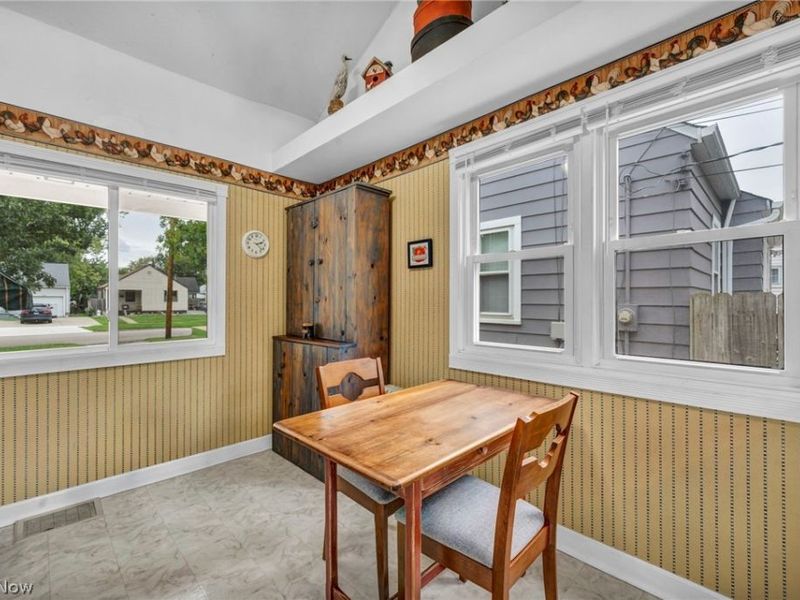 18813 Parkmount, Cleveland, OH 44135 Photo 15