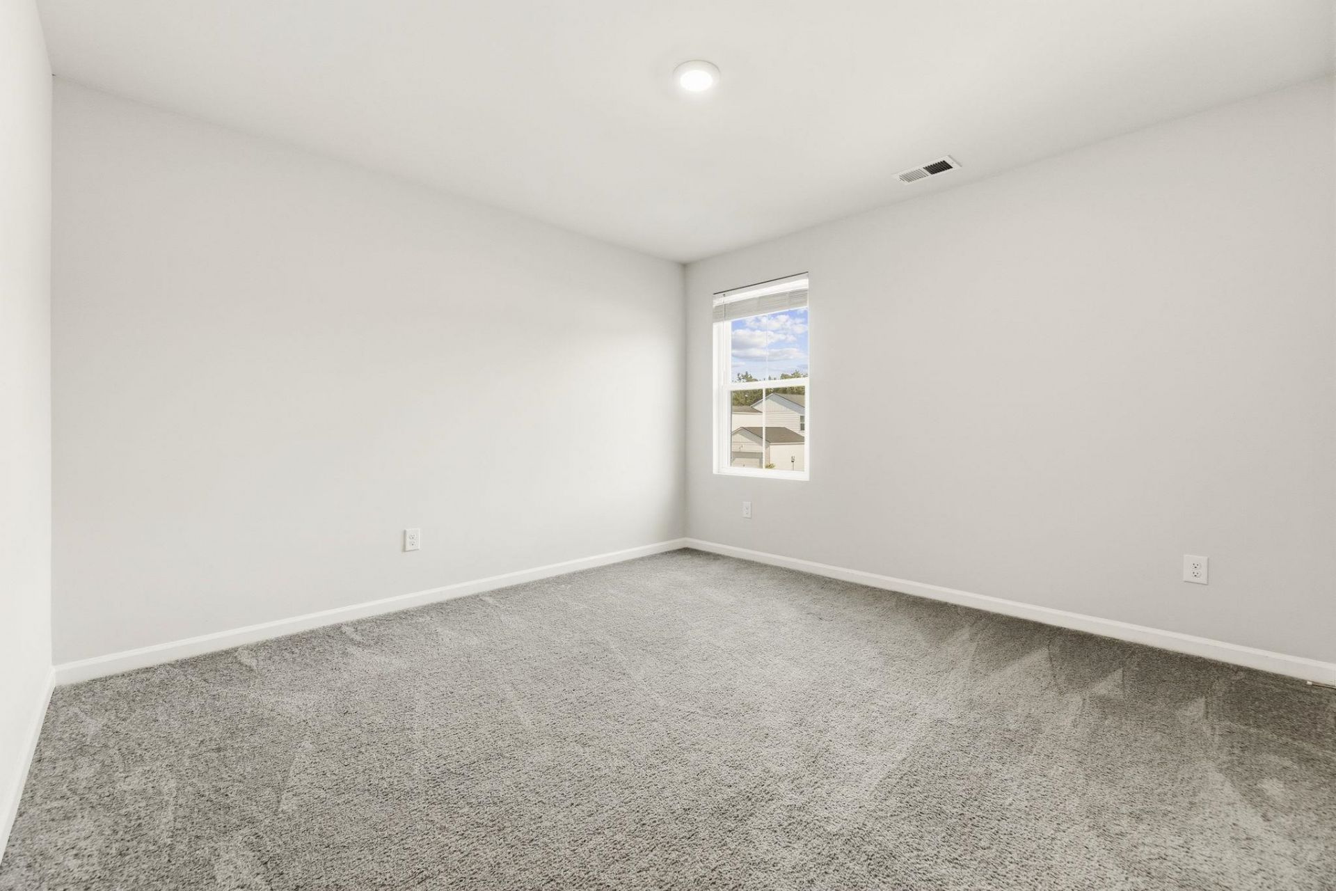 1560 Swing Bridge Way  Photo 22
