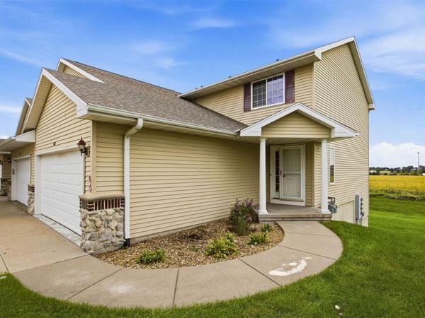 4468 Churchill Court , Marion, IA 52302