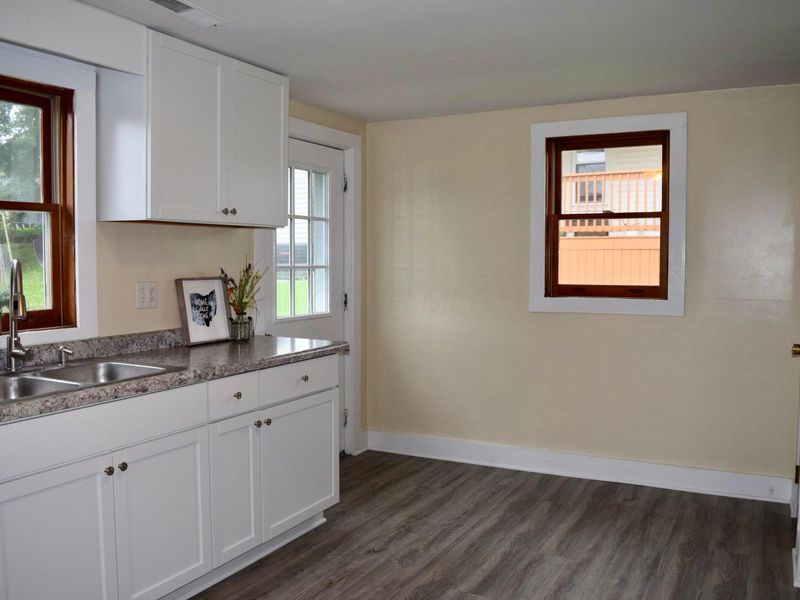 103 Pleasant Street , Mechanicsburg, OH 43044 Photo 17