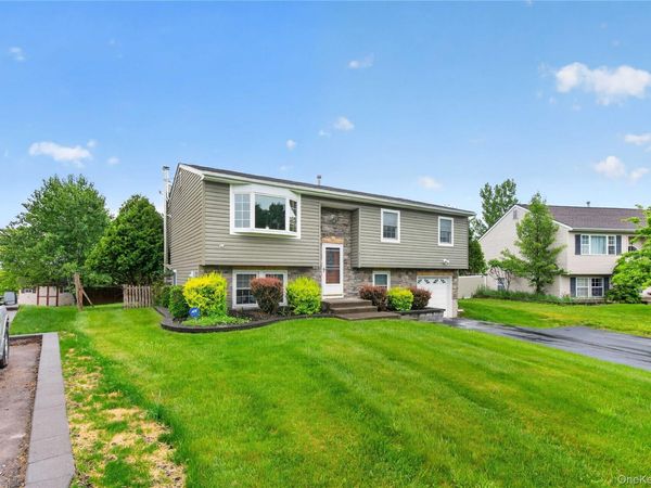 5 Columbia Circle , Highland Mills, NY 10930