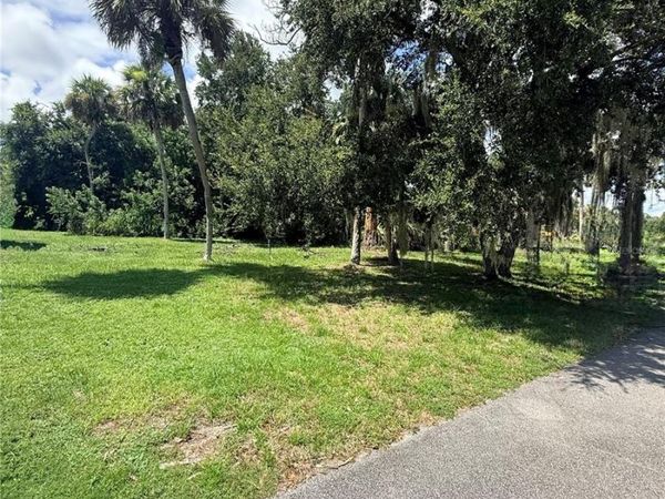 5235 AMY LANE , FORT PIERCE, FL 34946