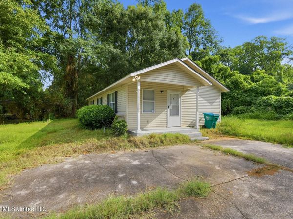 1802 39th Place, Meridian, MS 39307