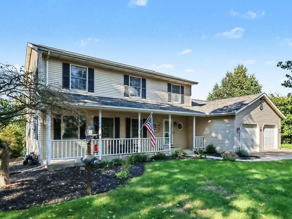10154 Paw Paw Lake Drive, Mattawan, MI 49071